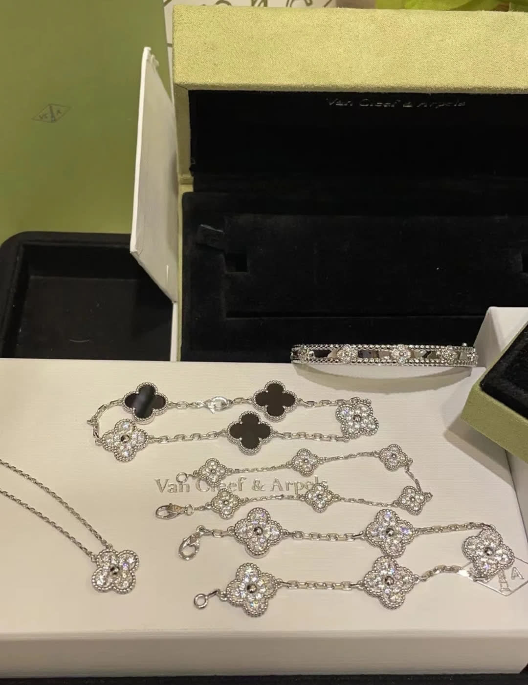 Van Cleef & Arpels Alhambra Bracelet